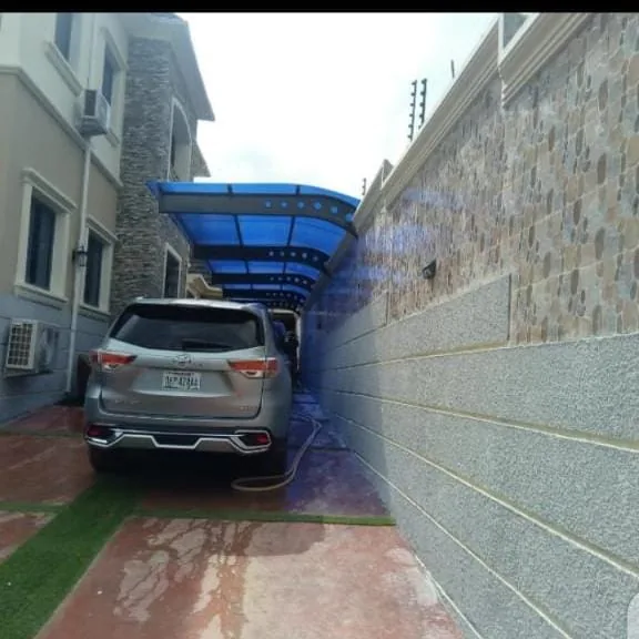 Residential side canopy