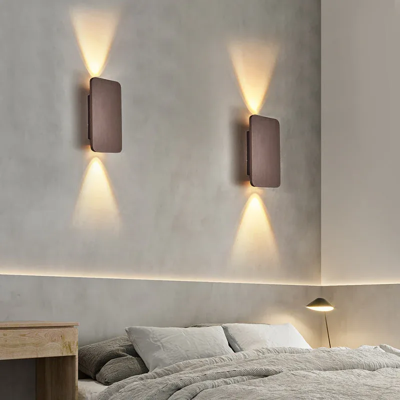Indoor/outdoor wall lighting sample